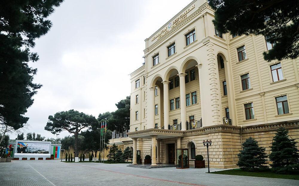 Qırğızıstanla hərbi əməkdaşlıq müzakirə edildi