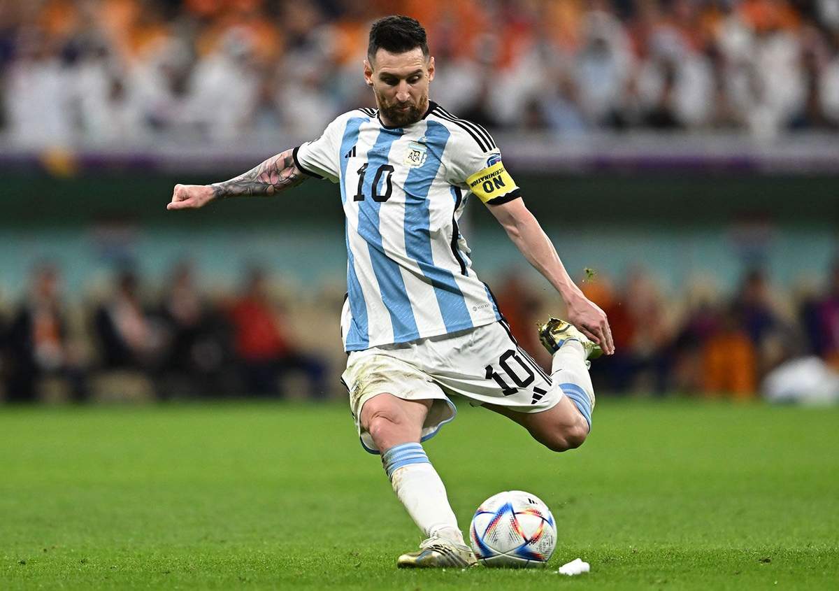 Messi dünya çempionatında rekorda imza atdı Messi dünya çempionatında rekorda imza atdı