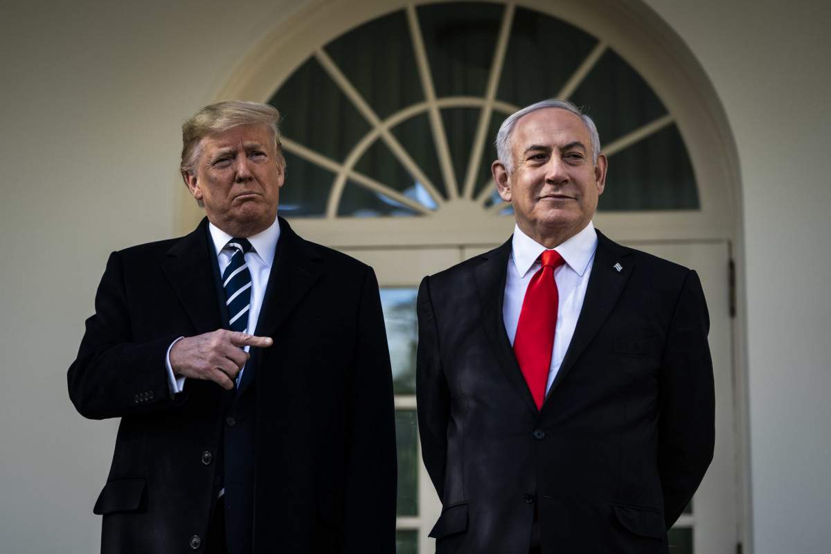 Netanyahu Trampı özündən çıxardı: "O dəlidir" Netanyahu Trampı özündən çıxardı: "O dəlidir"