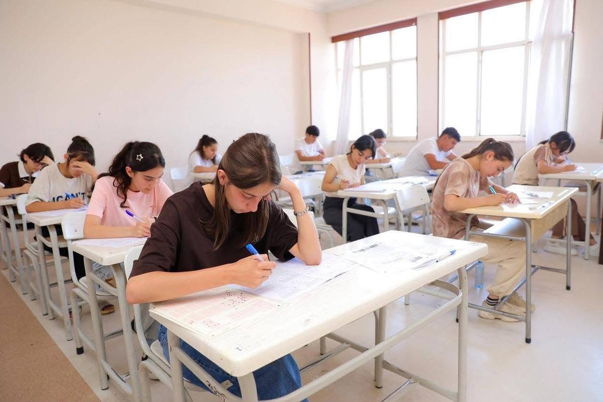 Sabah 9-cu siniflər üçün imtahanlar keçiriləcək