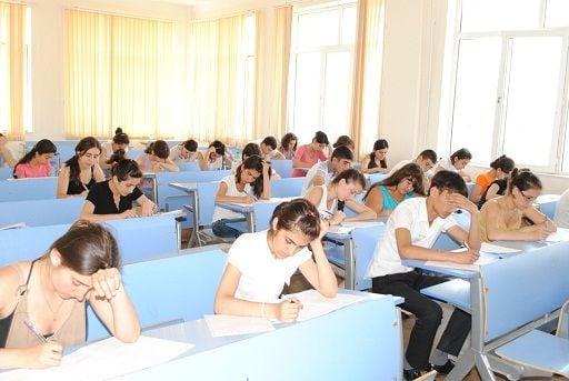 Orta təhsil səviyyəsi üzrə imtahanlar keçirildi