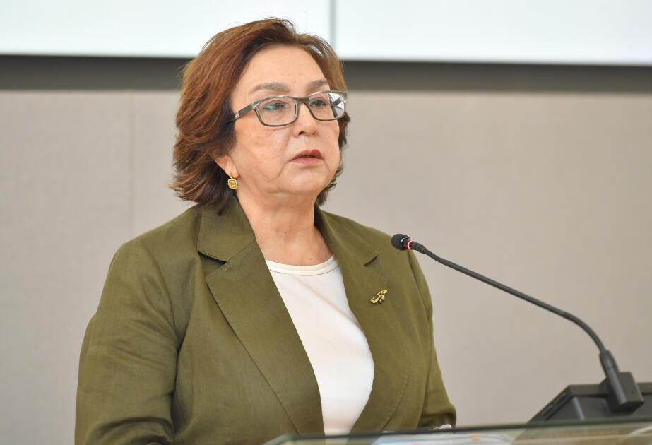 "Valideyn uşağa “kukla” kimi yanaşmamalıdır" - Məleykə Abbaszadə