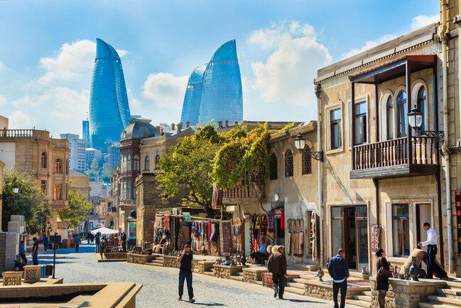 Milli maraqlara söykənən xarici siyasət Azərbaycanın nüfuzunu artırır