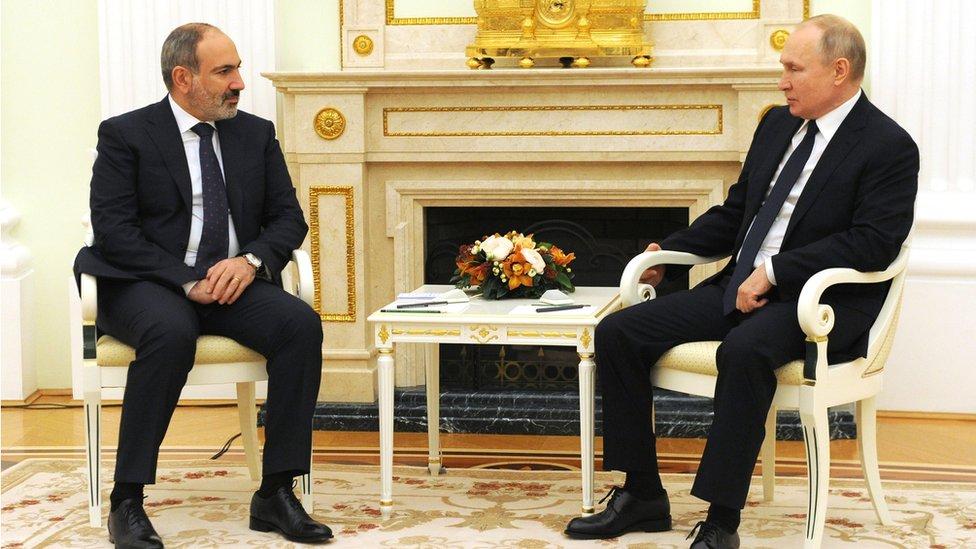"Putin Paşinyanı qəbul etmir"