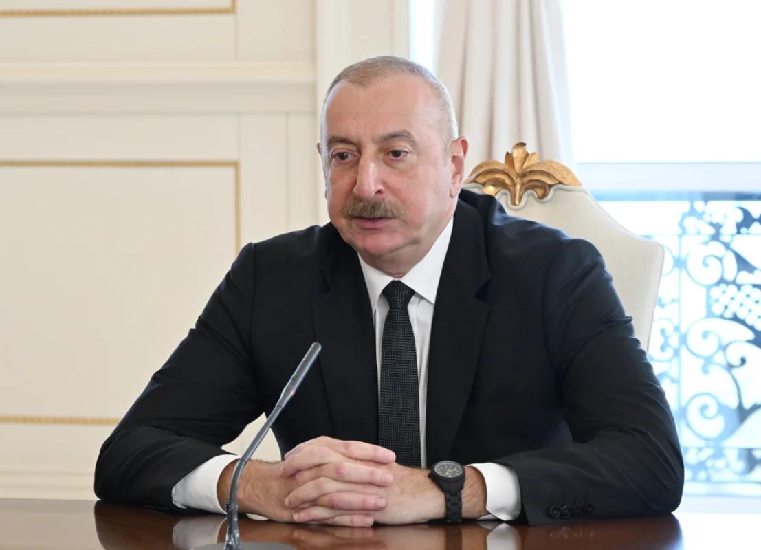 Dövlət başçısı: "Bu gün hər bir istiqamətdə Azərbaycanın ərazisindən keçən yük həcmi artır" Dövlət başçısı: "Bu gün hər bir istiqamətdə Azərbaycanın ərazisindən keçən yük həcmi artır"