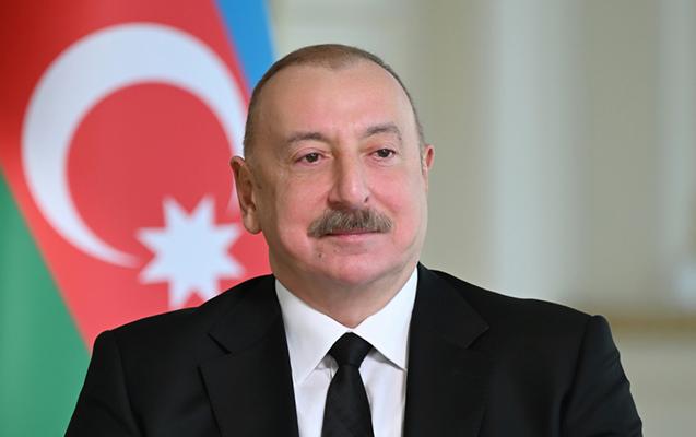 Prezident həmkarı ilə general-qubernatoru təbrik etdi