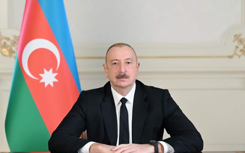 İlham Əliyev Donald Trampı təbrik etdi İlham Əliyev Donald Trampı təbrik etdi