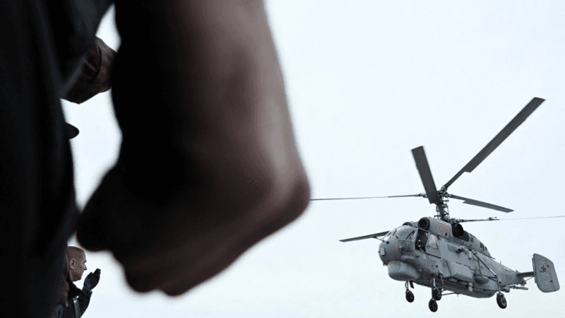 Rusiya helikopteri və dəmir yolu vuruldu Rusiya helikopteri və dəmir yolu vuruldu