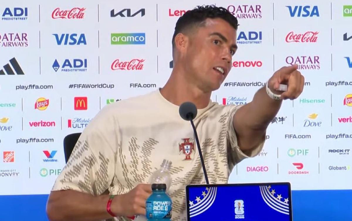 Ronaldodan tənqidçilərinə - Sərt mesaj - Video