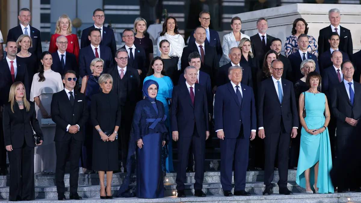 Ankarada NATO sammitinin ikinci günü başlayıb Ankarada NATO sammitinin ikinci günü başlayıb