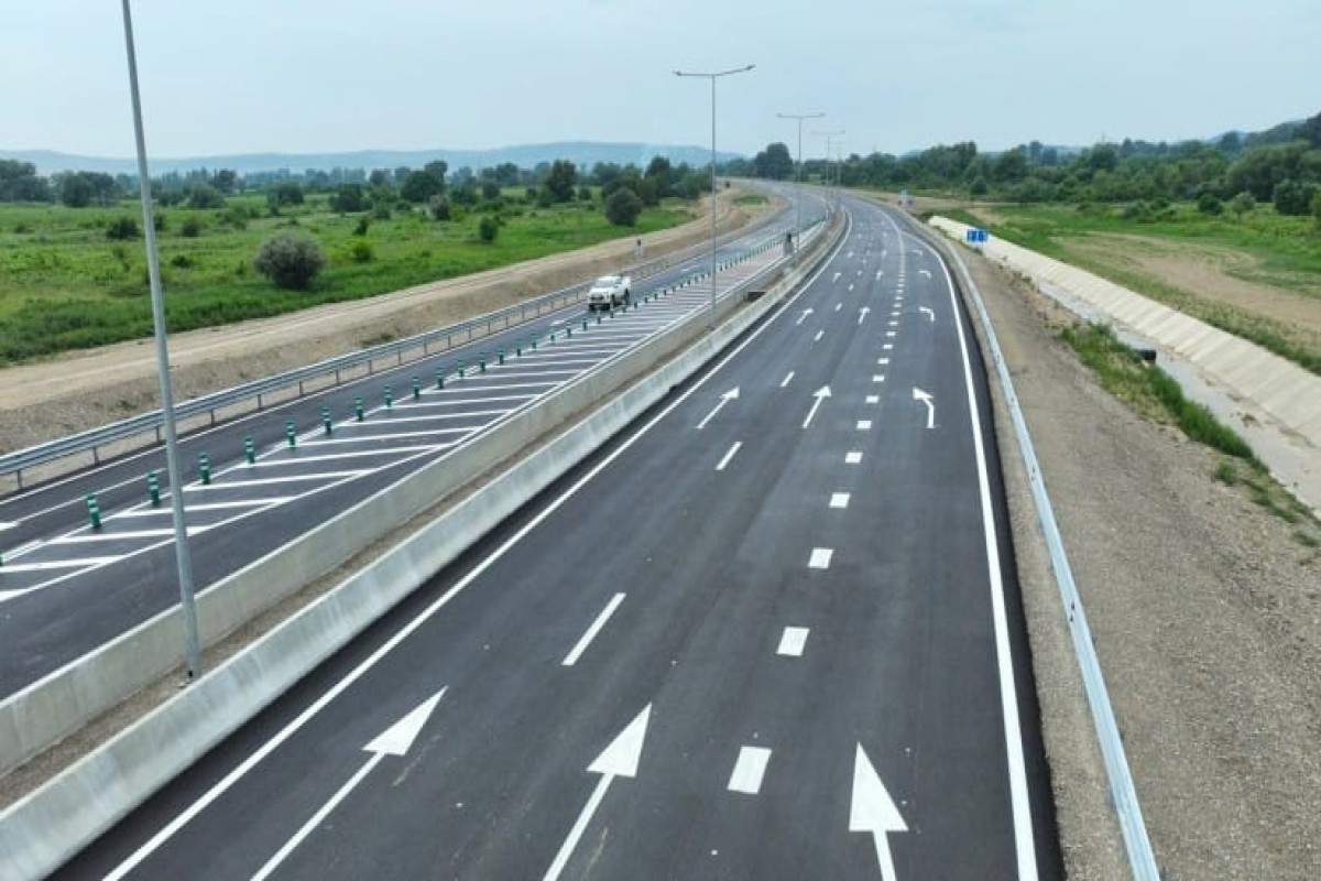 Gürcüstanı Azərbaycanla birləşdirən yeni dördzolaqlı avtomagistral tikiləcək Gürcüstanı Azərbaycanla birləşdirən yeni dördzolaqlı avtomagistral tikiləcək