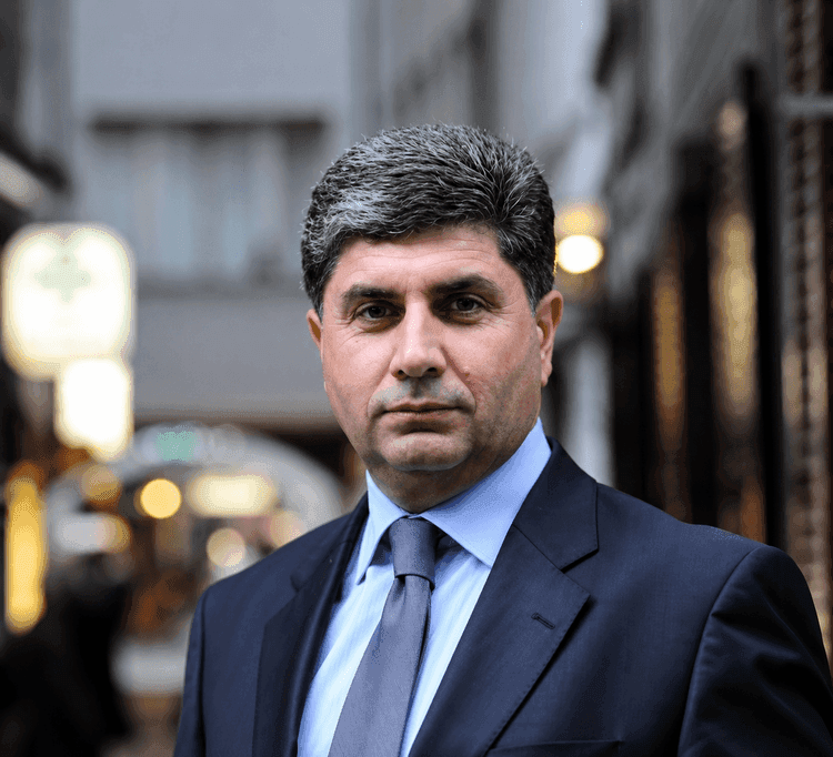 Tanınmış jurnalistə AĞIR İTKİ Tanınmış jurnalistə AĞIR İTKİ