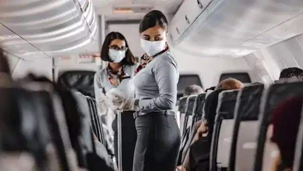 Pilot və stüardessalarla bağlı yeni araşdırma Pilot və stüardessalarla bağlı yeni araşdırma