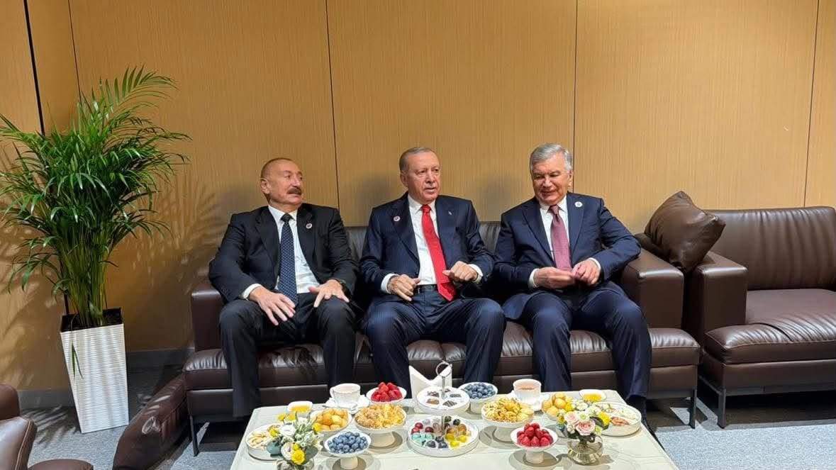 Prezidentlər Bişkekdə bir araya gəldi - Foto Prezidentlər Bişkekdə bir araya gəldi - Foto