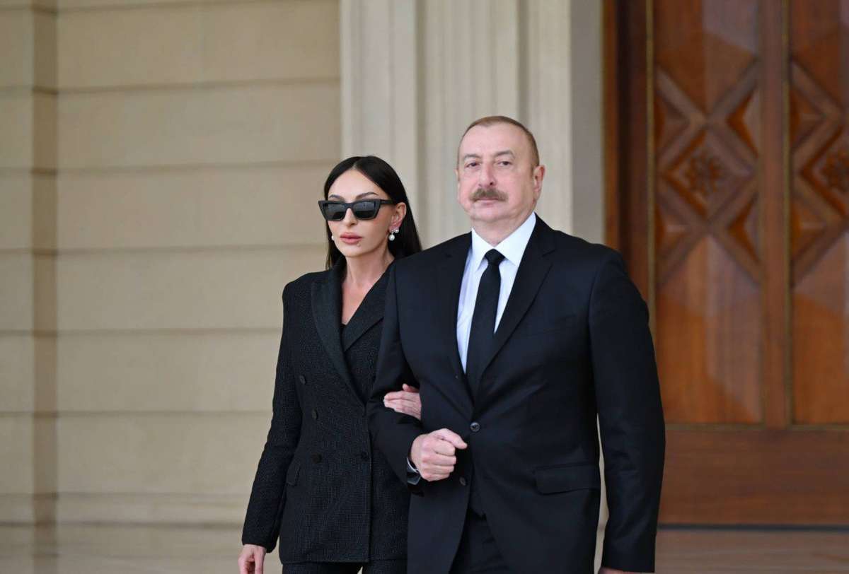 Milli Məclis İlham Əliyev və Mehriban Əliyevanı təbrik etdi Milli Məclis İlham Əliyev və Mehriban Əliyevanı təbrik etdi